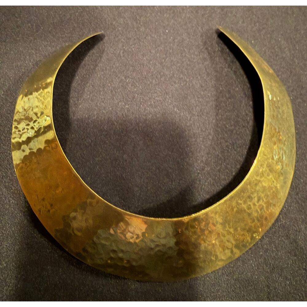 Vintage hammered brass collar necklace choker to fit a 16" beautiful patina